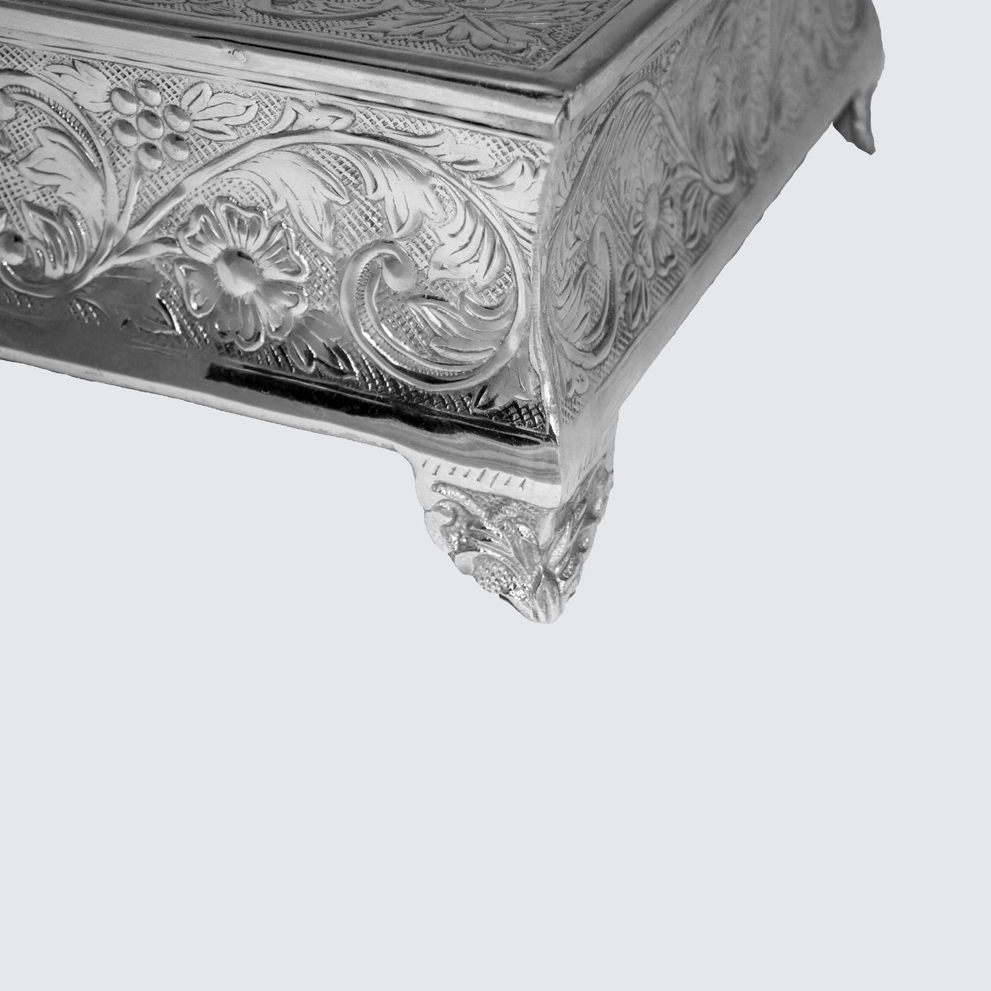 GiftBay Creations Wedding Cake Stand Square Silver Finish (18-Inch)